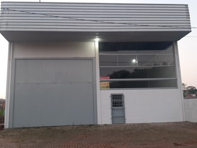 VENDO  PAVILHÃO Rua Melânia Salton, bairro Planaltina.